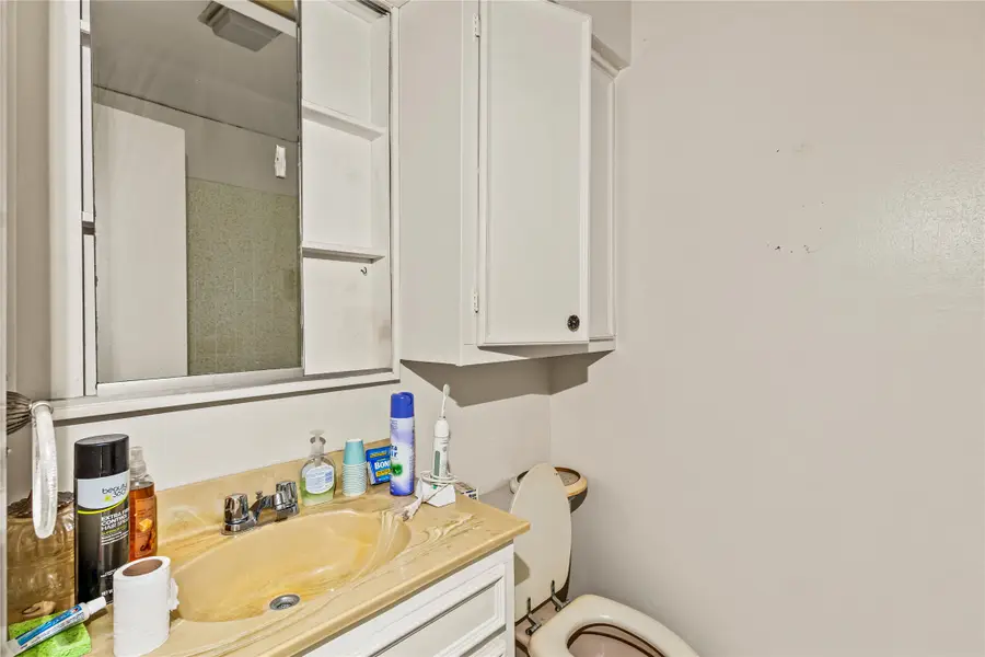 3045 Lockmoor Lane, Dallas, TX 75220 - Image #3