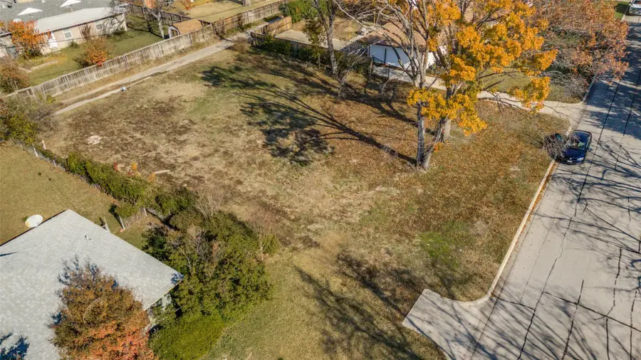 3009 Phyllis Lane, Farmers Branch, TX 75234 - Image #2