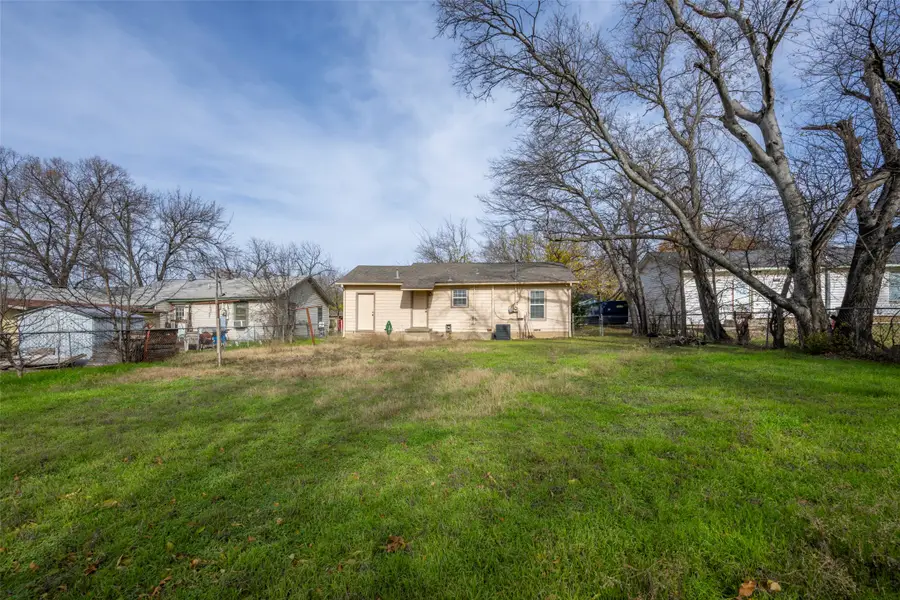 4320 Voncille Street, Haltom City, TX 76117 - #2