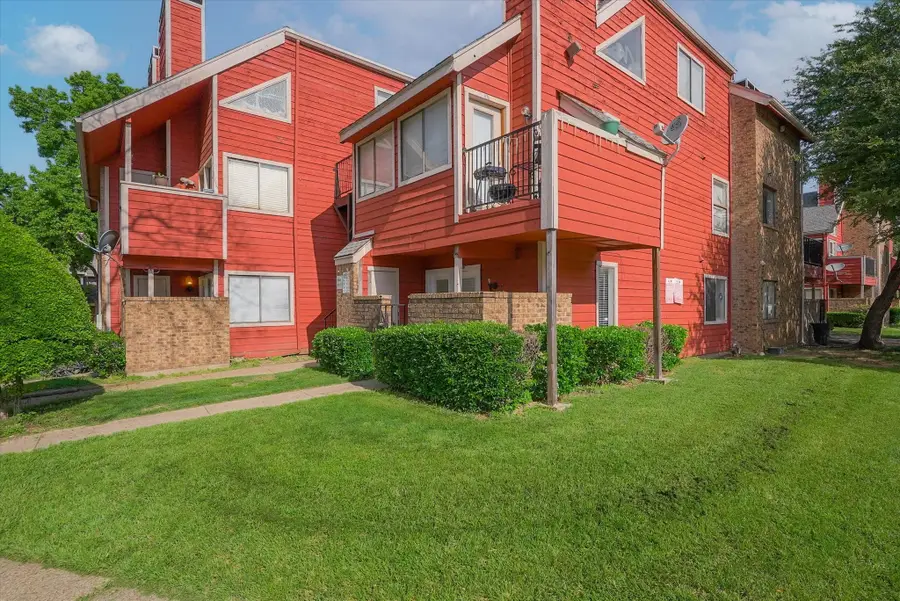 9825 N Walnut Street #M103, Dallas, TX 75243 - Image #2
