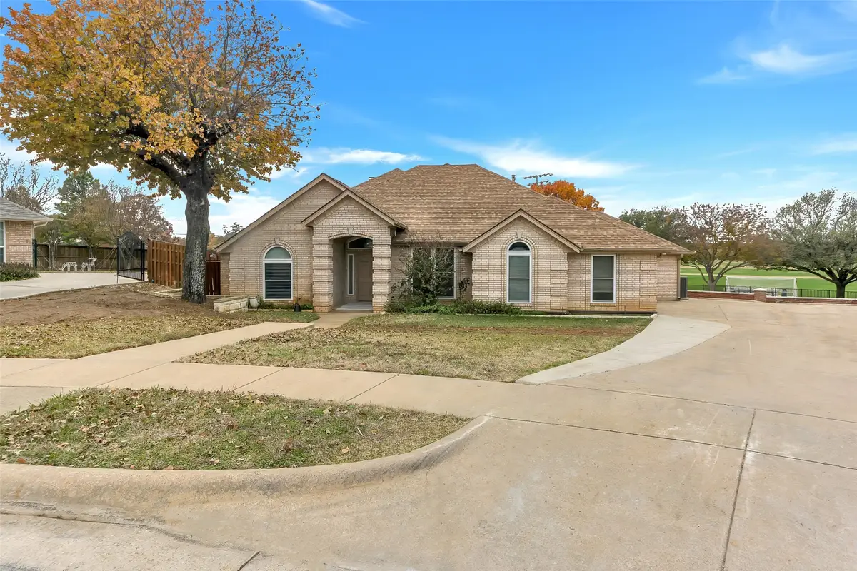 7747 Bridlewood Court, North Richland Hills, TX 76182 - Image #1