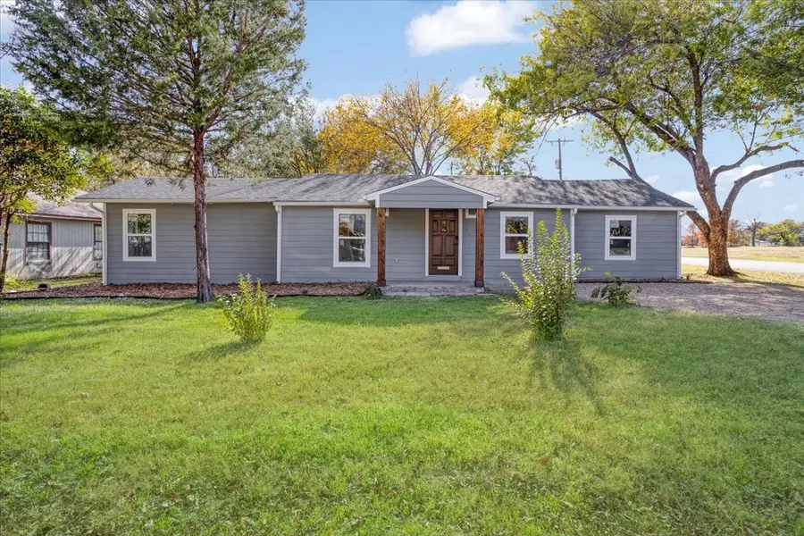 450 Hickory Street, Lewisville, TX 75057 - Image #2