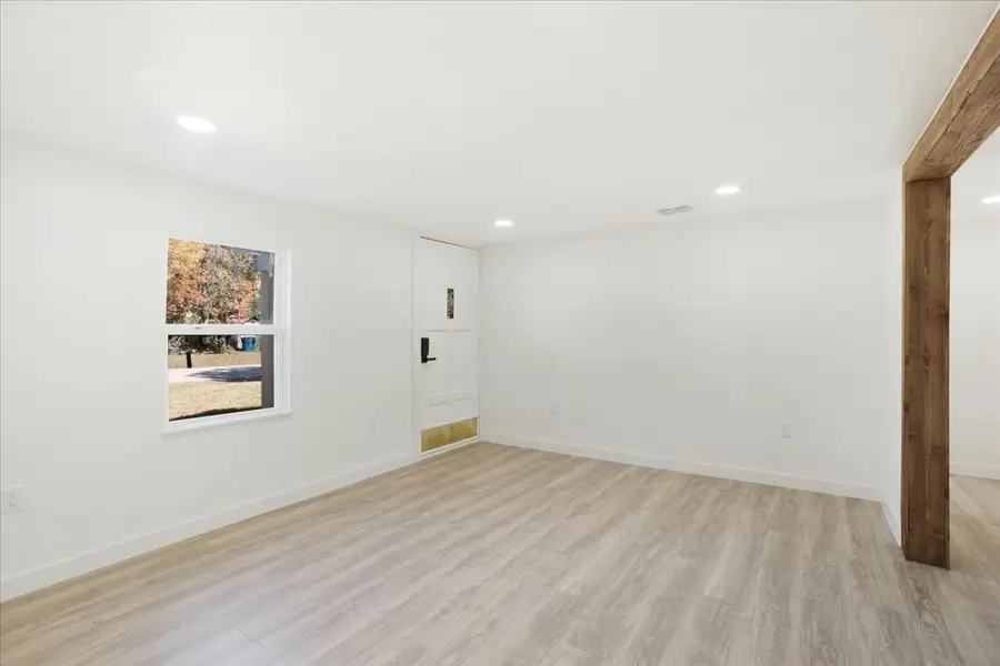 450 Hickory Street, Lewisville, TX 75057 - Image #3