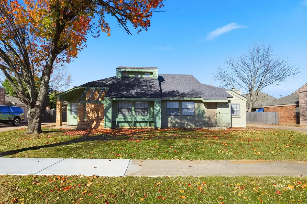 807 Windcrest Drive, Keller, TX 76248 - Image #1