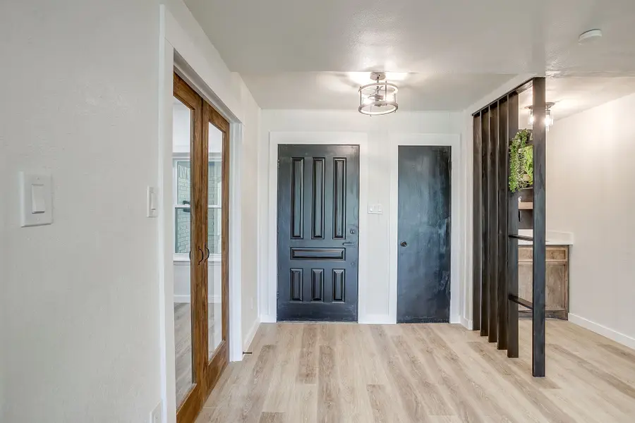 6604 Ems Court, Fort Worth, TX 76116 - Image #3