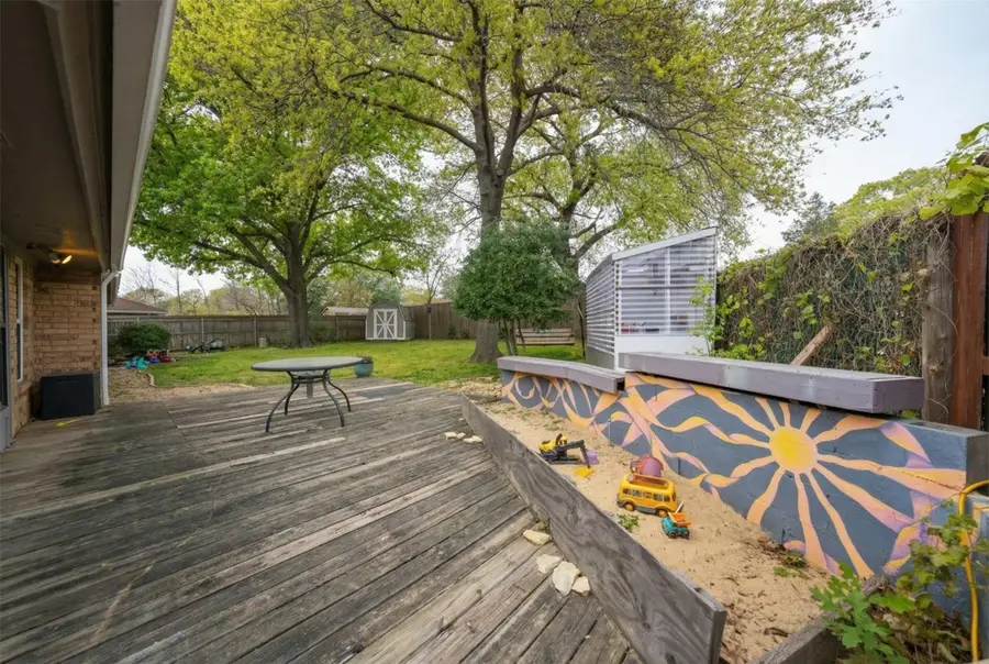 1205 Clover Hill Road, Mansfield, TX 76063 - Image #3