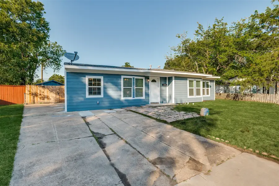 806 Highland Drive, Grand Prairie, TX 75051 - #2