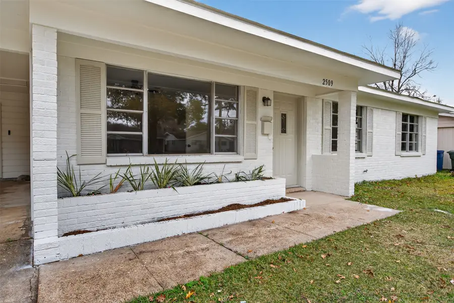 2509 Bolch Street, Shreveport, LA 71104 - #3