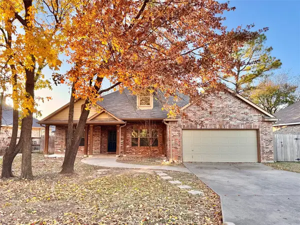 507 Shell Drive, Shady Shores, TX 76208