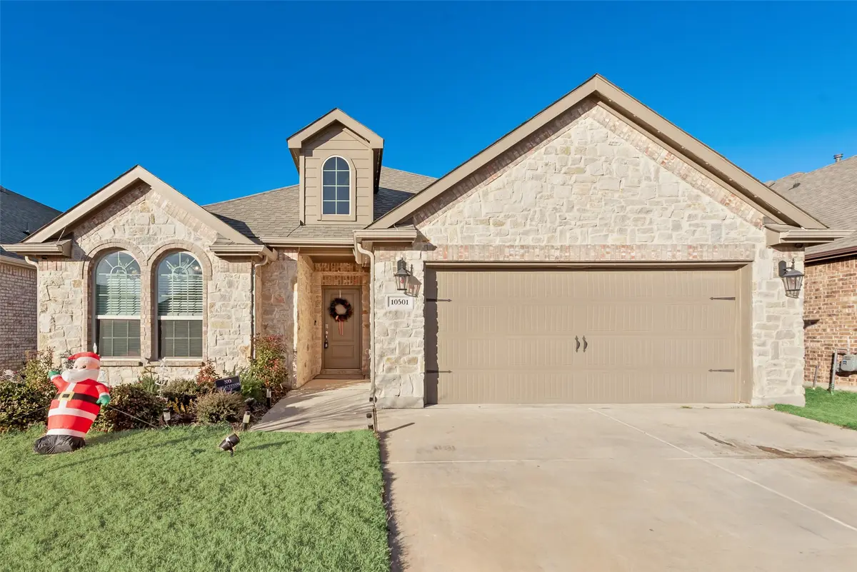 10501 Fountain Gate Street, Aubrey, TX 76227 - Image #1