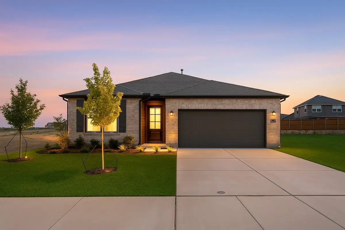 8201 Korat Vista, Godley, TX 76044 - Image #1