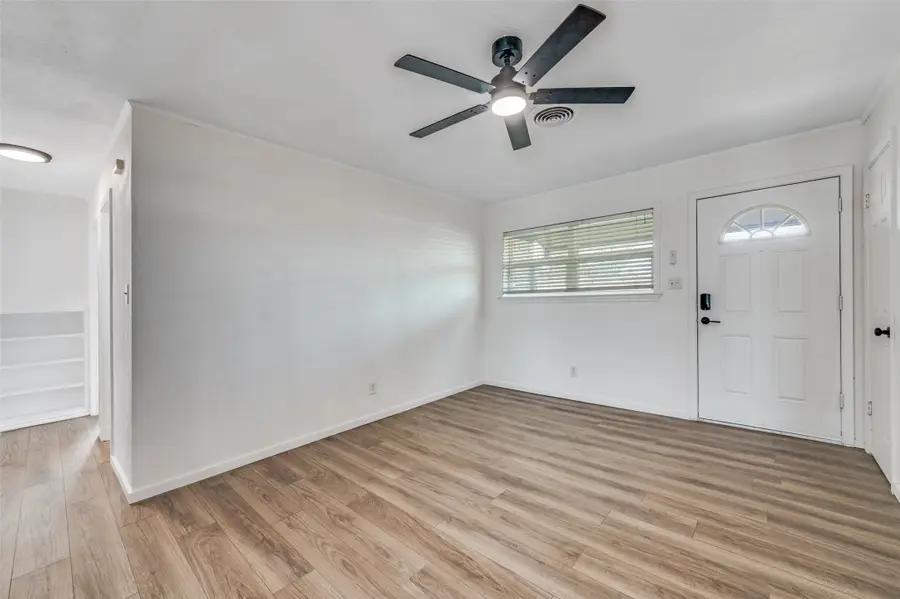 606 Overlook Drive, Midlothian, TX 76065 - Image #3