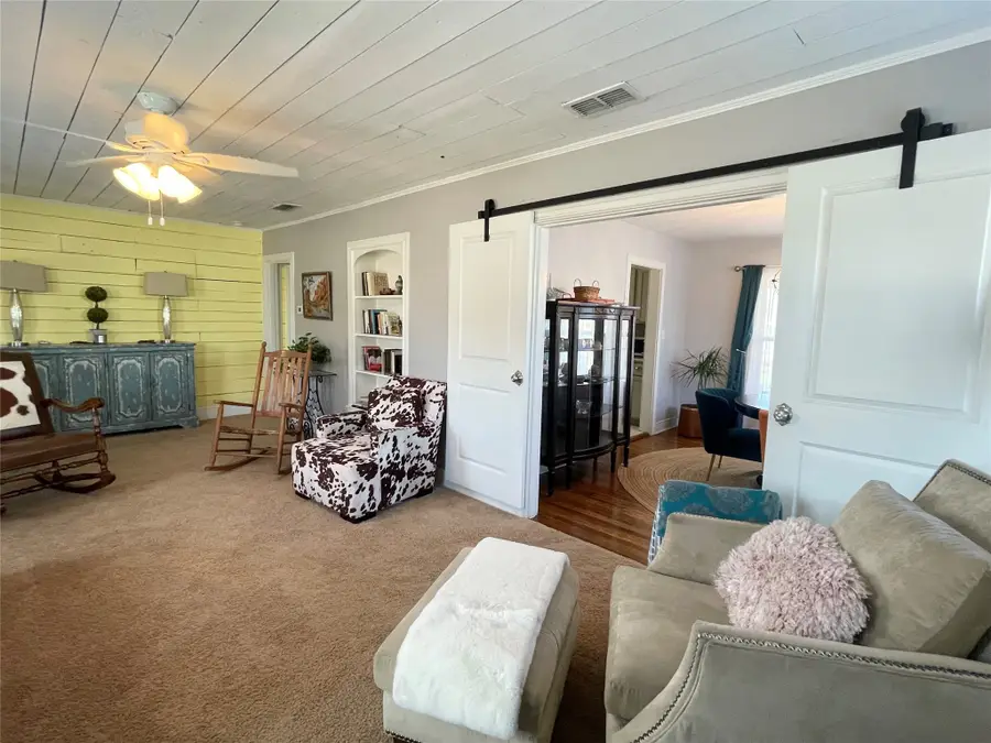 1208 Carolina Street, Graham, TX 76450 - #3