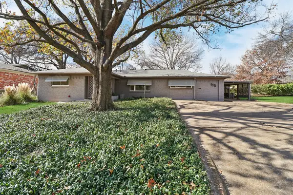 115 N Wisteria Street, Mansfield, TX 76063