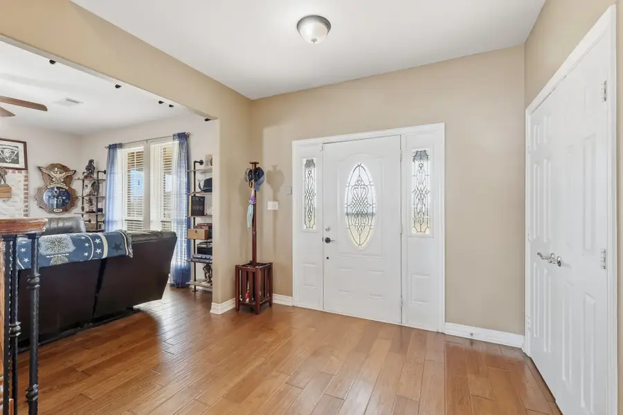 102 Van Meter Drive, Aurora, TX 76078 - Image #2