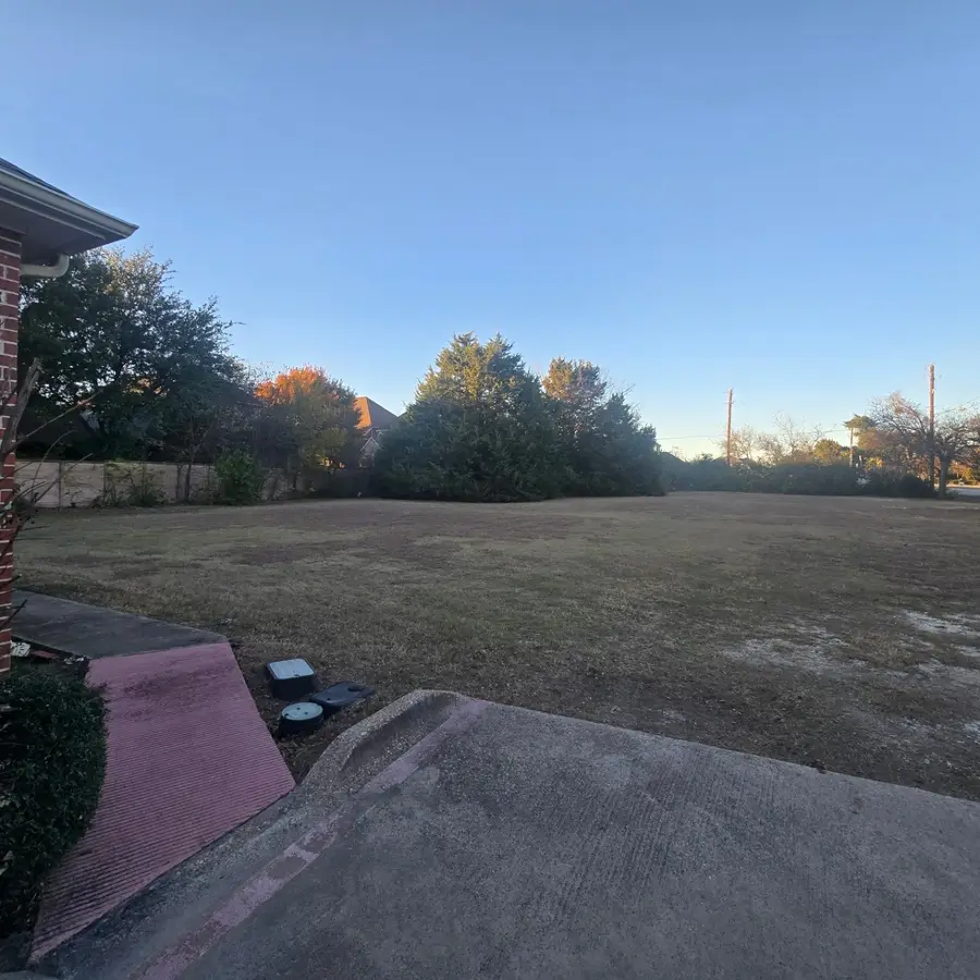 1700 N Westmoreland Road, Desoto, TX 75115 - Image #3