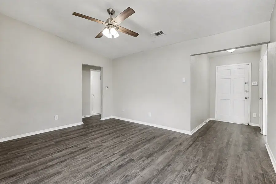 9680 Limestone Drive, Dallas, TX 75217 - Image #2