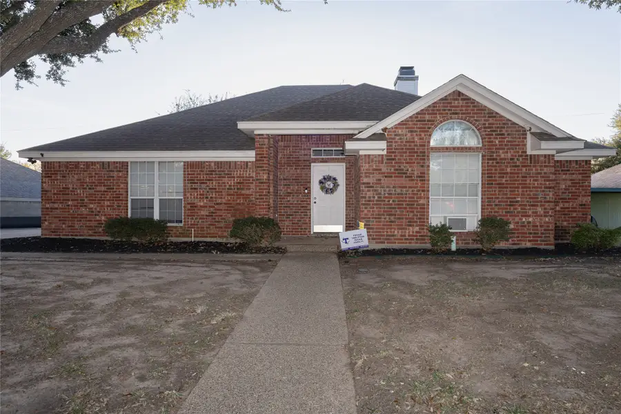 949 Crested Butte Drive, Hewitt, TX 76643 - Image #3