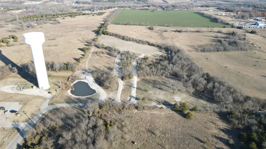 251 Bh Cooke Lane, Van Alstyne, TX 75495 - Image #2