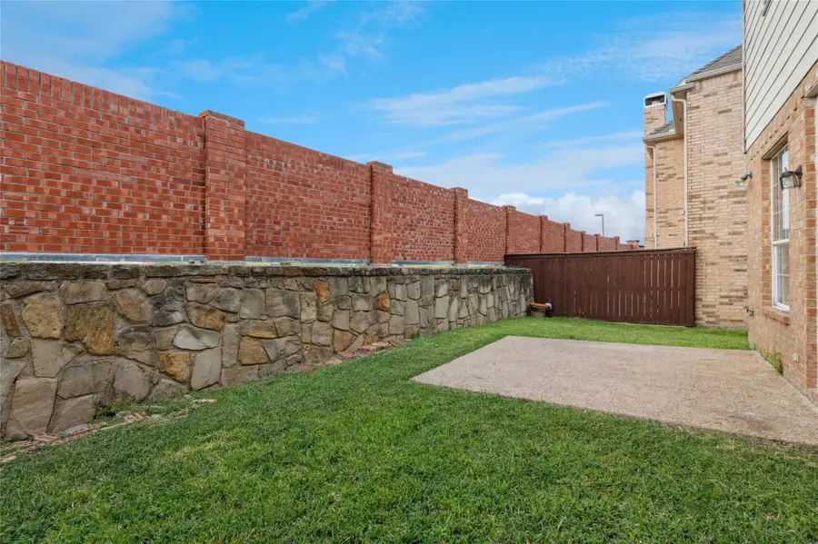 8115 Dogwood Drive, Irving, TX 75063 - Image #3