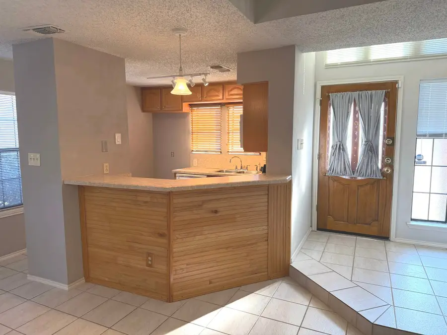 400 Santa Fe Trail #24, Irving, TX 75063 - Image #3