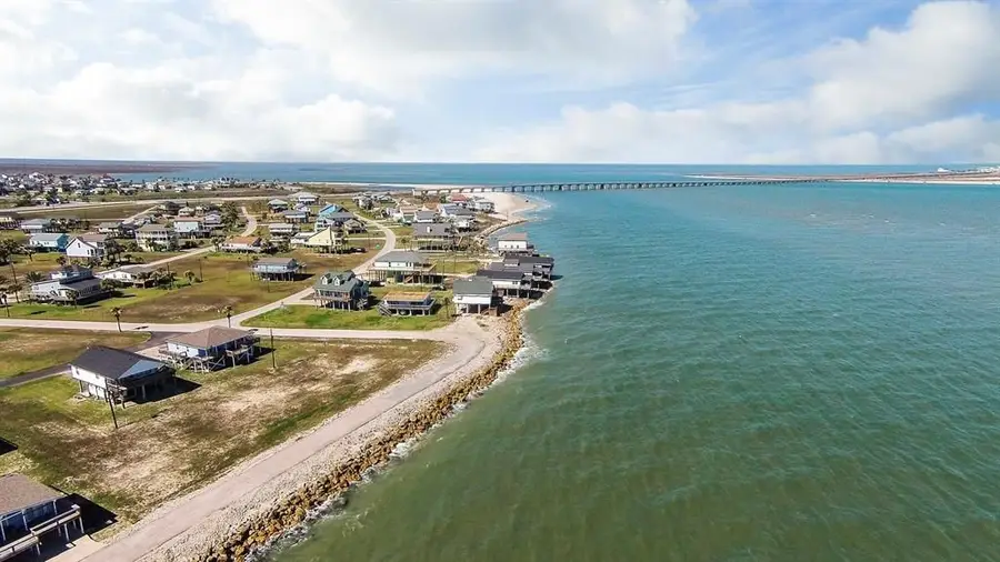 13231 Gulf Beach Drive, Freeport, TX 77541 - Image #2