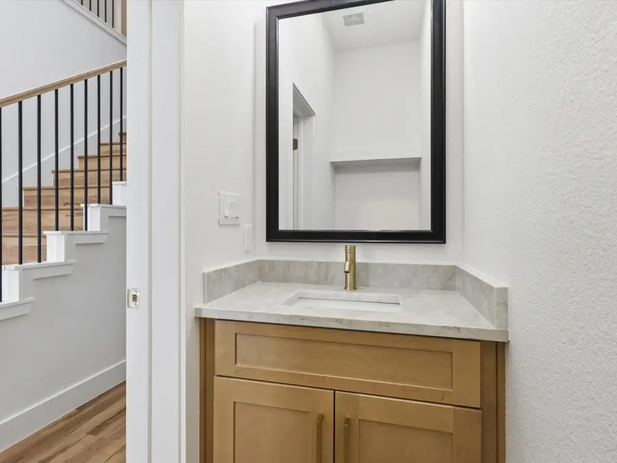 6137 Kemrock Drive, Dallas, TX 75241 - Image #2