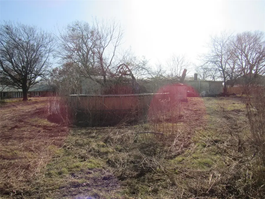 212 S Wilson Street, Bells, TX 75414 - Image #3