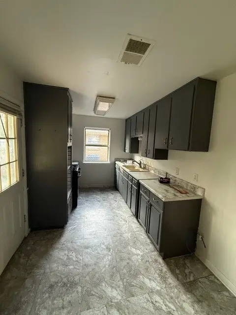 2101 Bettibart Street, Fort Worth, TX 76134 - Image #3