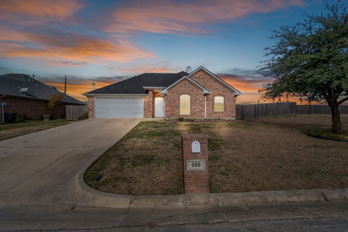 400 Madison Place, Ponder, TX 76259 - Image #1