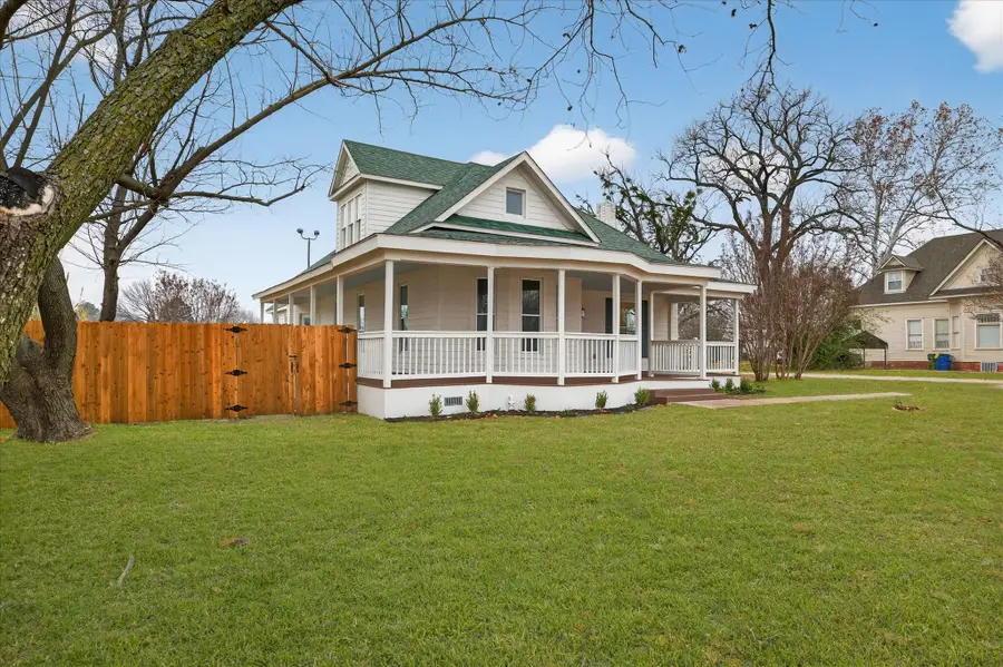 208 S Main Street, Collinsville, TX 76233 - Image #3