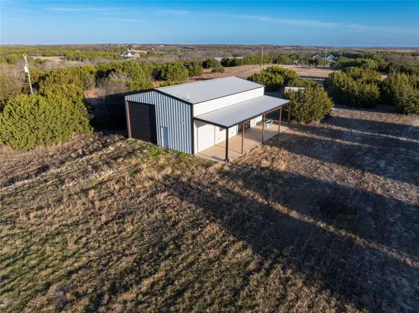 1065 Augustus Court, Rio Vista, TX 76093