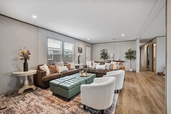 2013 Buffet Way, Poolville, TX 76487