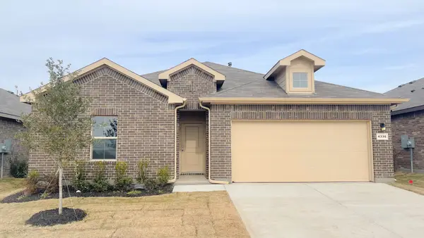 4336 Bower Hill Drive, Fort Worth, TX 76036