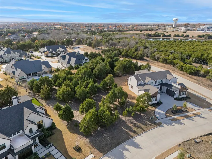 310 Broadmoor Drive, Heath, TX 75032 - Image #2