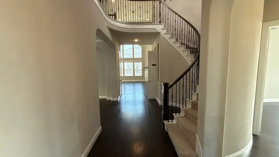 10010 Lucky Debonair Lane, Frisco, TX 75035 - Image #2