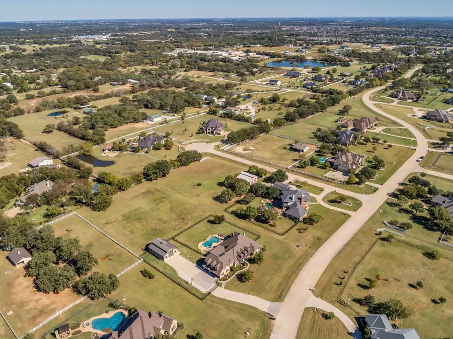 863 Noble Champions Way, Bartonville, TX 76226 - #2