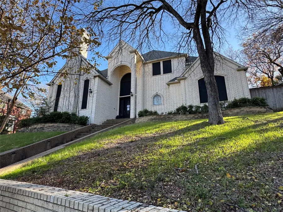 2717 Laurel Valley Lane, Arlington, TX 76006 - Image #3