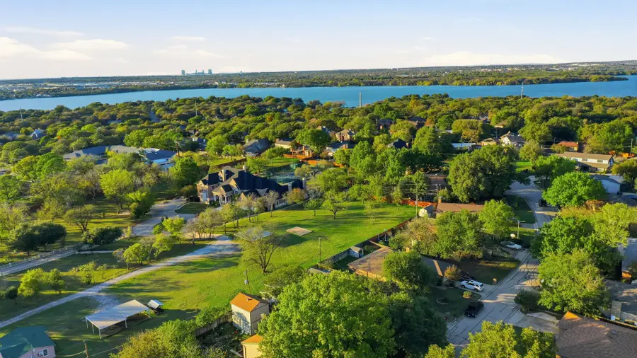 4116 Canal Court, Arlington, TX 76016 - Image #2