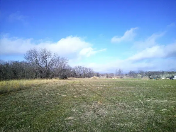 Lot 10 Starr Mann, St Jo, TX 76265