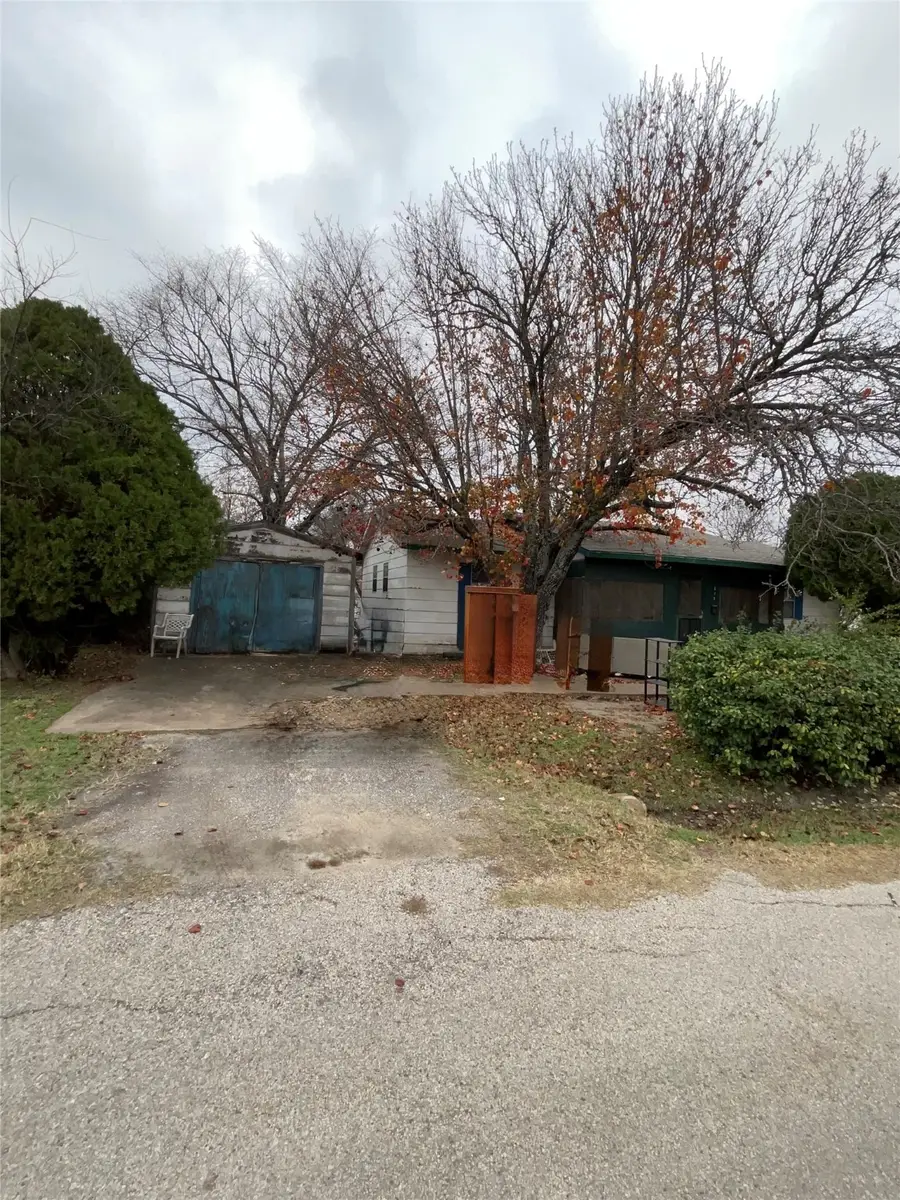 505 W 1st Street, Ellis, TX 75125 - Image #2
