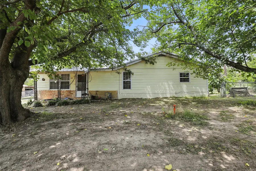 221 E 7th Street, Weatherford, TX 76086 - Image #3