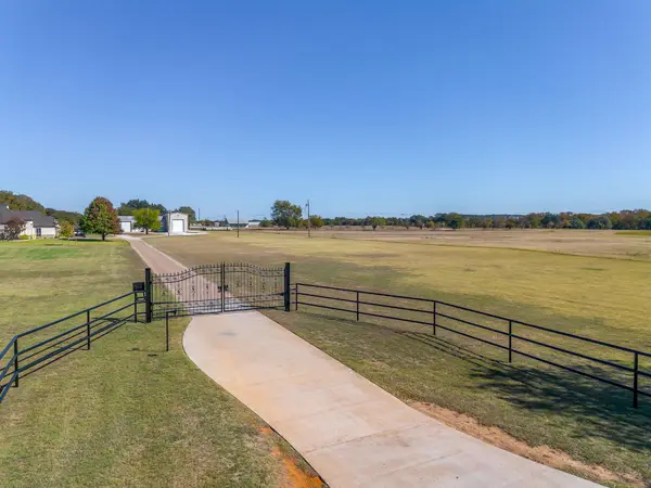 12801 County Rd 1117, Cleburne, TX 76033