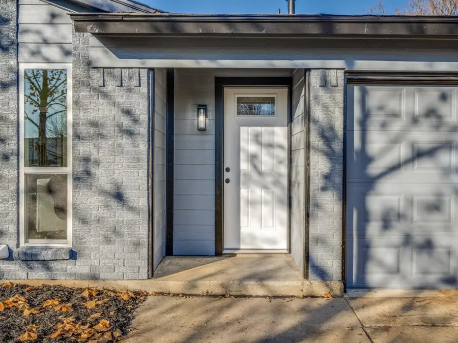 1103 Autumn Oak Drive, Denton, TX 76209 - Image #3