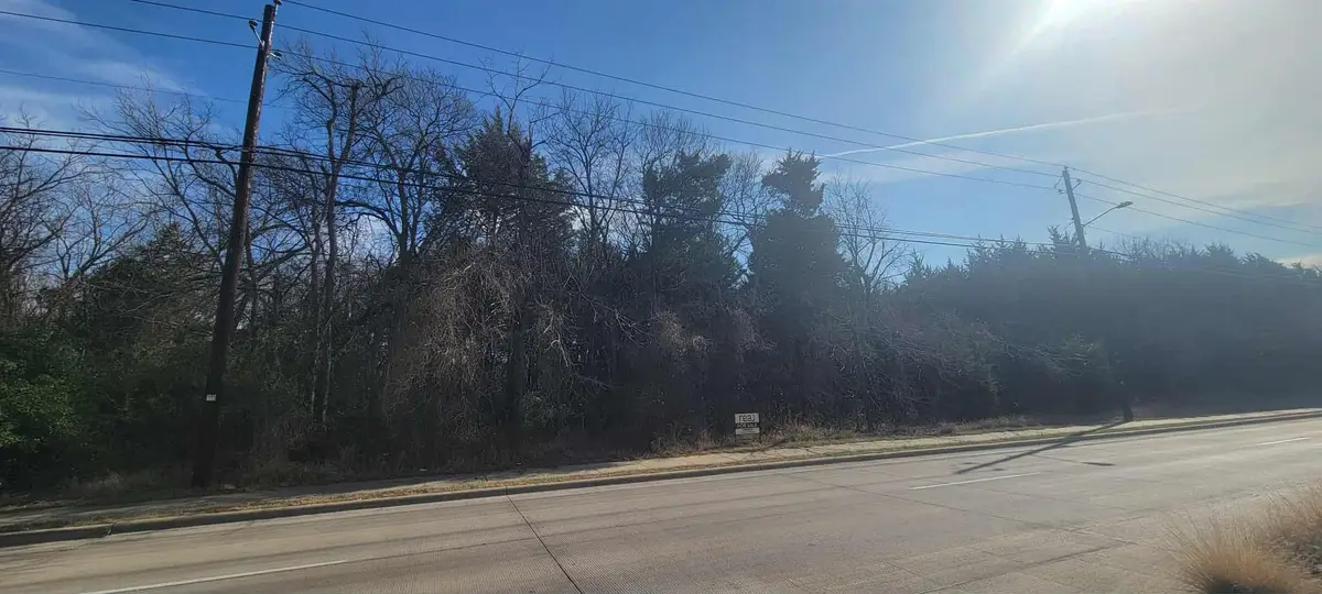 1602 N Houston School Road, Lancaster, TX 75134 - Image #1