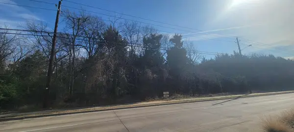 1602 N Houston School Road, Lancaster, TX 75134