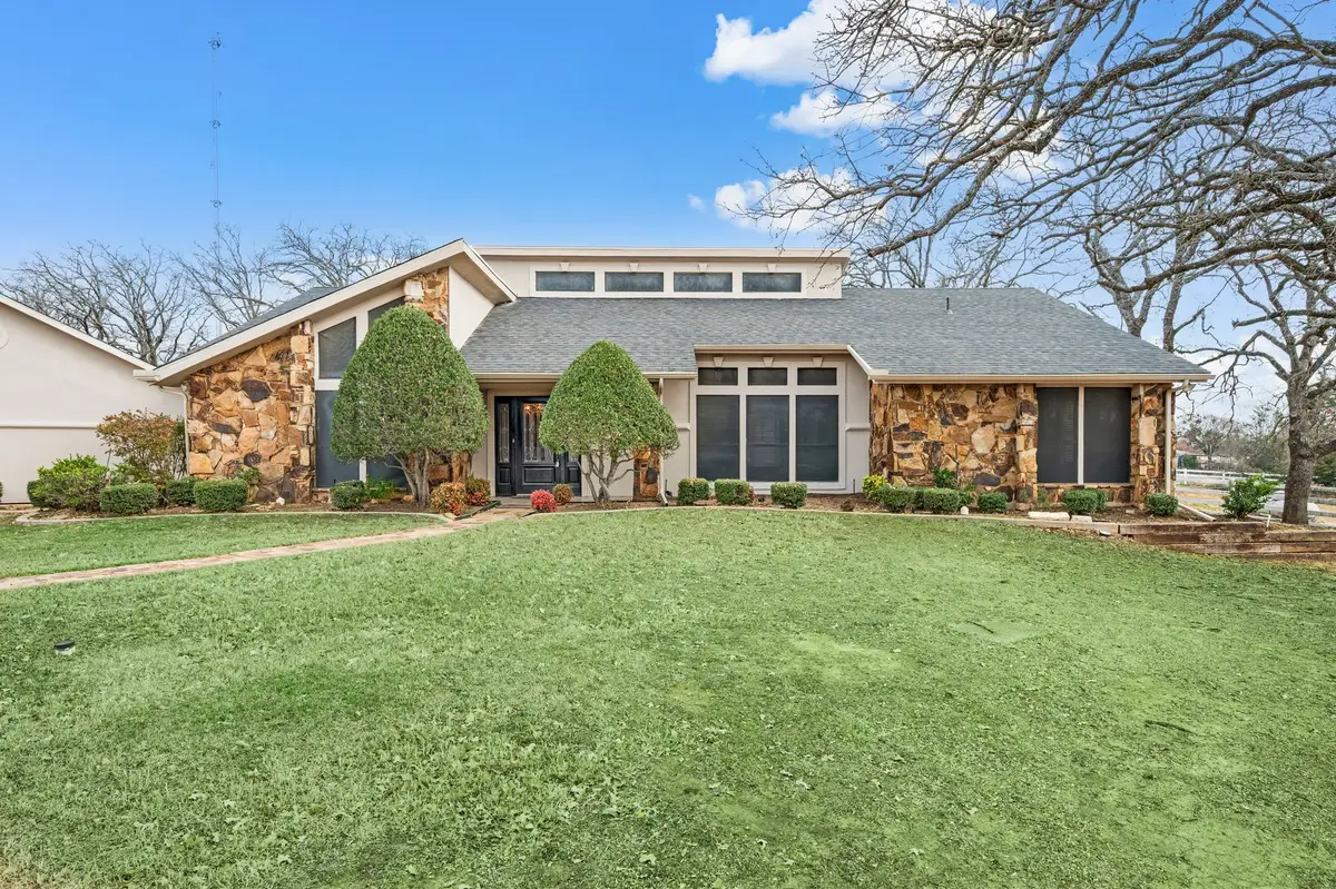 7260 Hudson Cemetery Road, Mansfield, TX 76063 - Image #1