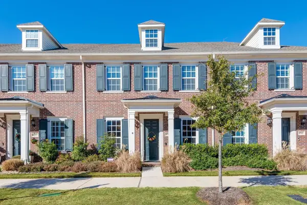 8761 Bridge Street, North Richland Hills, TX 76180