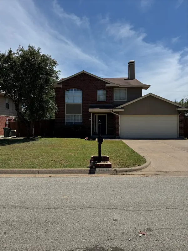 1114 Cherrytree Drive, Arlington, TX 76001