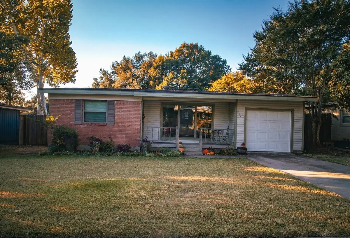 1217 Danville Drive, Richardson, TX 75080 - Image #1